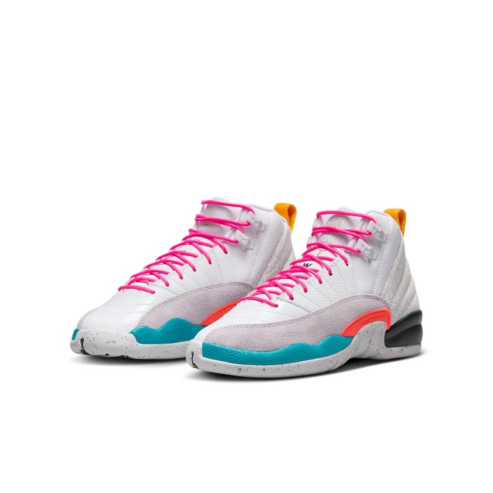 Nike air Jordan 12 Retro GS 5.5 women 7 Whit, vapor green 153265-130 new